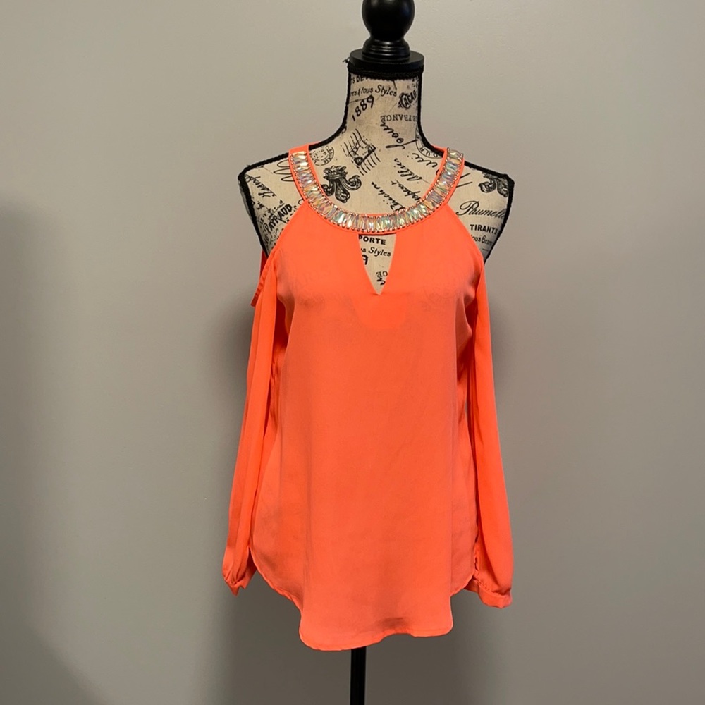 Lulumari cold shoulder jewel blouse